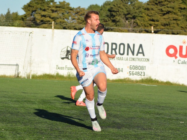 Ferro semifinalista tras golear a Lilan en un final caliente